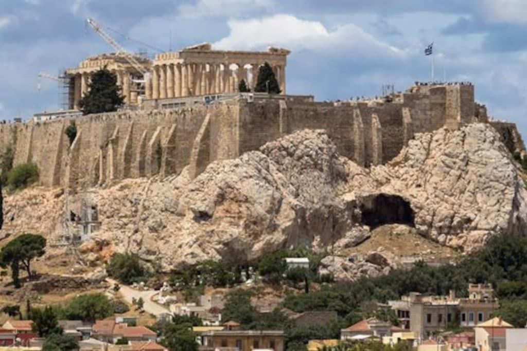 Staying Besides Acropolis! Atene Esterno foto
